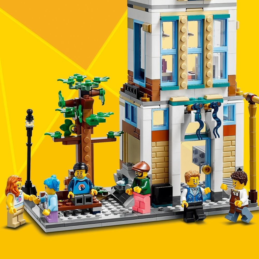 Купить Конструктор LEGO Creator Центральная улица 1459 деталей 31141 ➜  Курьерская доставка по Одессе. ➜ Доставка по Украине. ☎ 0 (800) 330-070,  (099) 33-507-12