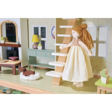 Игрушка из дерева Кукла Ферн Tender Leaf Toys TL8881