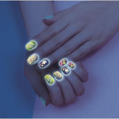 Детский набор для маникюра Clementoni Shiny Nails, серия Crazy Chic 18689