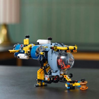 Конструктор Глибоководний дослідний підводний човен LEGO Technic 42201
