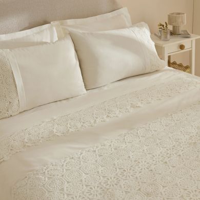 Постільна білизна Karaca Home Belinda, білий (простирадло 240x260, підковдра 200x220, 4 наволочки 50x70, ранер 80x240) 1000020658002