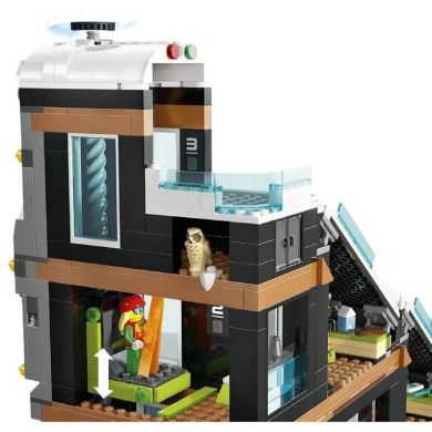 Конструктор Горнолыжный и скалолазный центр LEGO City 60366