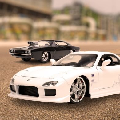 Машина металлическая Jada Форсаж Mazda RX-7 (1993), масш. 1:24, 8+ JADA 9332607314R00