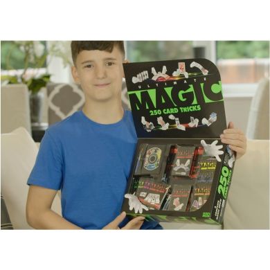 Набор с фокусами 250 потрясающих карточных фокусов Marvin's Magic MMB5715
