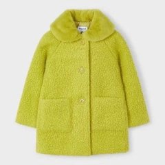 Махровое пальто для девочки с меховым воротником Mayoral 110 Салатовый 4487