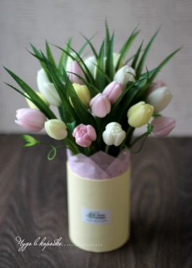 Букет з мила Green boutique тюльпани 25 штук високі рожево-біло-жовті 45
