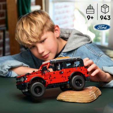 Конструктор Позашляховик Ford Bronco&reg; LEGO TECHNIC 42213