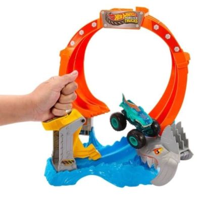 Набор акулы Монстроатака Monster Trucks Hot Wheels JFR08