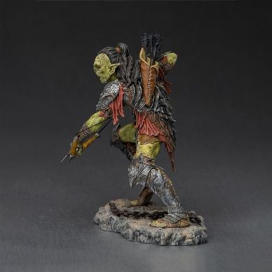 Статуэтка LORD OF THE RINGS Archer Orc Statue Art 16 см WBLOR42921-10