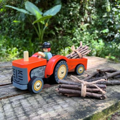 Игрушка из дерева Трактор для фермы 18+ Tender Leaf Toys TL8485