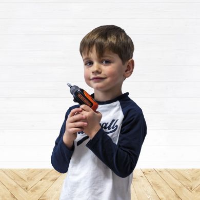 Ігровий набір Блек + Деккер. Вантажівка з шурупокрутом та аксес. SMOBY TOYS 7600360941