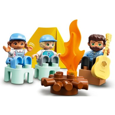 Конструктор Семейный кемпинг LEGO DUPLO 30 деталей 10946