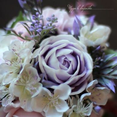Букет з мила ПРОВАНС троянди, гортензия, ранункулюси, азалия, цвіт вишні с біло-фіолетових відтінках Green boutique 67