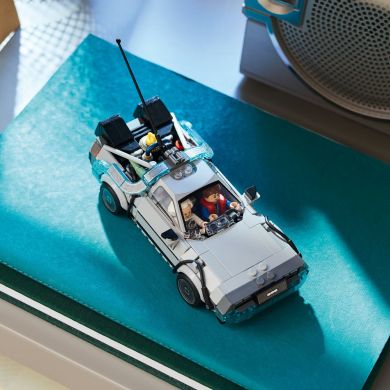Конструктор LEGO Speed ​​Champions Оборот из фильма &laquo;Назад в будущее&raquo; 77256