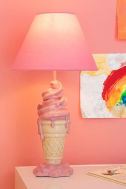 Настольная детская лампа ICE CREAM (26x26x47,5см) J-LINE 60266