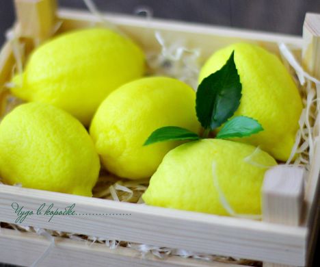 Сувенирное мыло Green boutique лимоны в деревянном ящике 31
