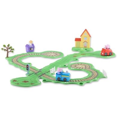 Игровой набор с фигурками Город свинки Пеппи ТМ Peppa Pig 124609
