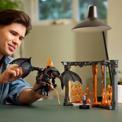 Конструктор Властелин колец: Балог. Книжный уголок LEGO Icons 10367