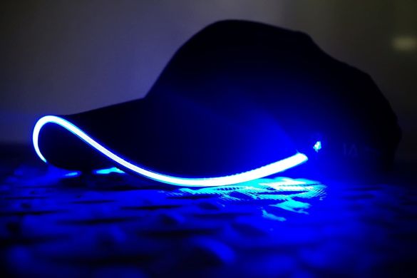 Бейсболка Illuminated Apparel LED з блакитною підсвіткою IA200058