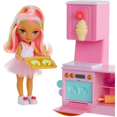 Игровой набор с куклой RAINBOW HIGH серии Littles КОНДИТЕРСКАЯ КЕНДИ (с аксес.) 522058