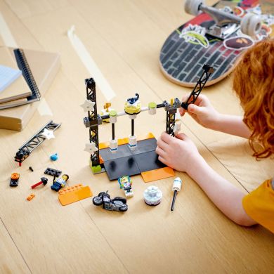 Конструктор Каскадерская задача «Нокдаун» LEGO City Stunt 60341