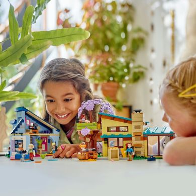 Конструктор Родинні будинки Оллі й Пейслі LEGO Friends 42620