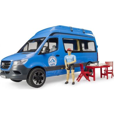 Набор игрушечных. Кемпер Mercedes-Benz Sprinter с фигуркой и аксессуарами 02684