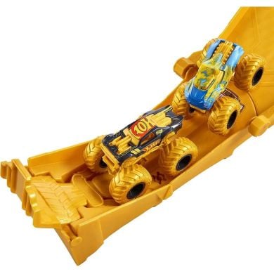 Набор Чемпионы трека серии Monster Trucks Hot Wheels JMW70