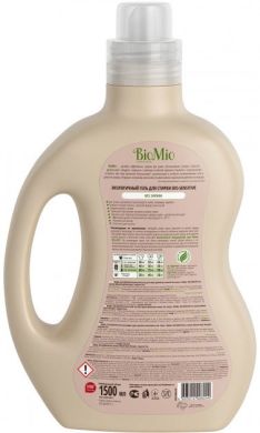 Экологический гипоаллергенный гель для стирки деликатных тканей BioMio Bio-Sensitive с экстрактом хлопка концентрат 40 стирок/1.5 л 1509-02-08 4603014008244