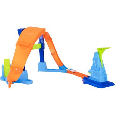 Игровой набор Чемпион невероятных прыжков Hot Wheels JLM91