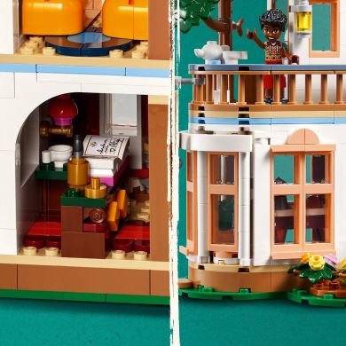 Конструктор Замковий готель «Ночівля і сніданок» LEGO Friends 42638