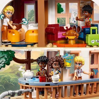 Конструктор Замковий готель «Ночівля і сніданок» LEGO Friends 42638