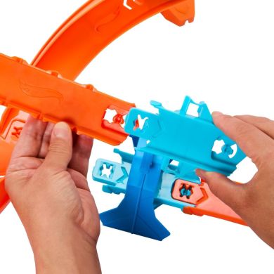 Моторизованный трек Крутый скачок серии Track Creator Hot Wheels JDB49