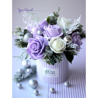 Квіткова композиція з мила Green boutique Біло-бузкові троянди 22