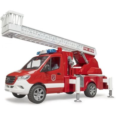Машинка игрушечная Mercedes Benz Sprinter пожарный Bruder 02673