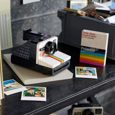 Конструктор Фотоаппарат Polaroid OneStep SX-70 LEGO Ideas 21345