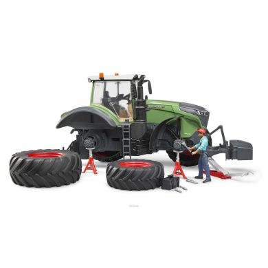 Набір іграшковий Трактор Fendt 1050 Vario з фігуркою та аксесуарами для ремонту Bruder 04041
