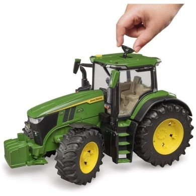 Машинка іграшкова трактор John Deere Bruder 03150