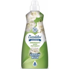 Умягчитель Coccolatevi для тканей, аромат садовый мускус, 1250 мл /50 стирок/ 8000903824743