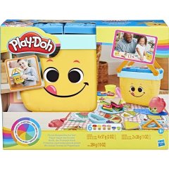 Набор для творчества с пластилином Пикник Play-Doh F6916