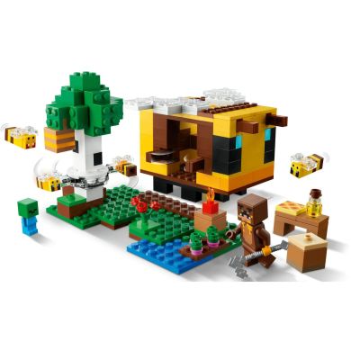 Конструктор LEGO Minecraft Бджолиний будиночок 254 деталей 21241