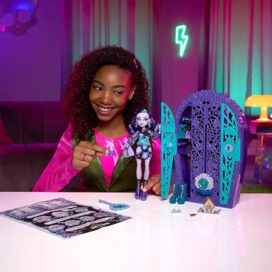 Набор-сюрприз Ужас-секреты Твайлы серии Цвет и тьма Monster High HYT74