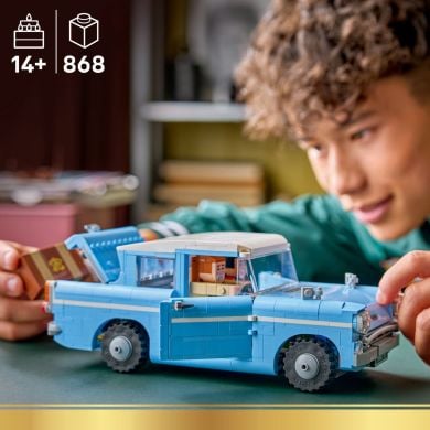 Конструктор LEGO Harry Potter Зачарований летючий Форд &laquo;Англія&raquo; 76470