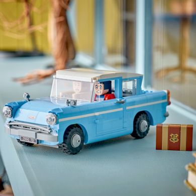 Конструктор LEGO Harry Potter Зачарований летючий Форд &laquo;Англія&raquo; 76470