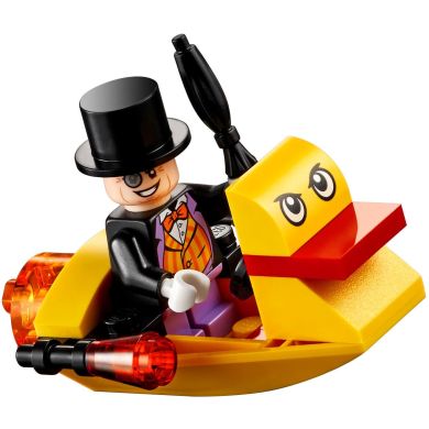 Конструктор LEGO Super Heroes Погоня за Пингвином на Бэткатере 54 детали 76158