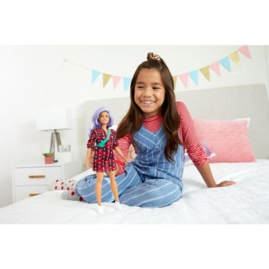Лялька Barbie Барбі «Модниця» у клітчастій сукні GRB49