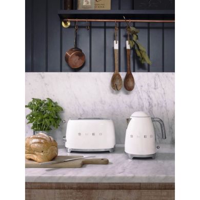 Чайник электрический Smeg 50 Style объем 17 л белый KLF03WHEU