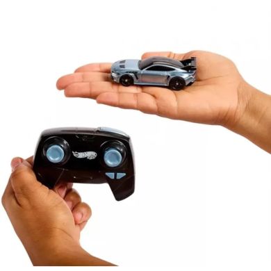 Увеличенная машинка-внедорожник 1:24 на радиоуправлении &laquo;RHINOMITE&trade;&raquo; HOT WHEELS Monster Trucks JBK11