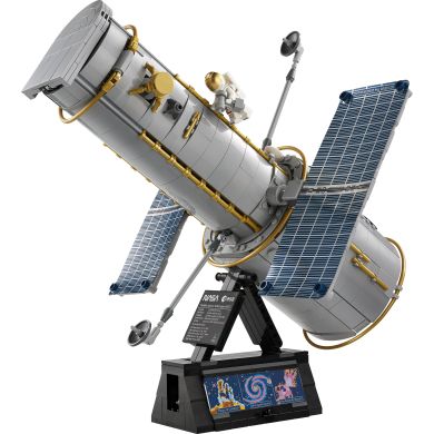 Конструктор Космический телескоп &laquo;Габбл&raquo; V29 Lego Icons 1252 дет. 11382