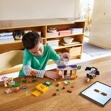 Конструктор LEGO Animal Crossing Концерт К.К. на площі 77052